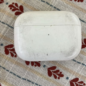 에어팟 프로2 본체 팔아요 이미지