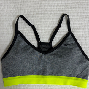 나이키 DRI-FIT 스포츠 브라 M