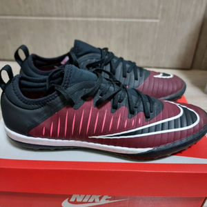 택포)나이키 머큐리얼X 피날레 II TF 245~250 사이즈