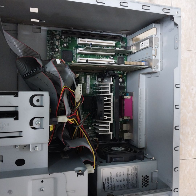 삼성컴퓨터 매직스테이션 펜티엄III 450Mhz중고 팝니다 이미지