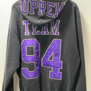 슈프림 팀 로고 후드티 이미지