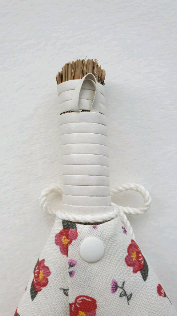 풍수인테리어소품) 핸드메이드_미니 복 빗자루, 호박핀쿠션(동백꽃)--4