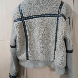 유즈 뽀글이 니트자켓s