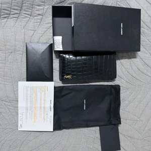 정품풀구성)생로랑 크로커다일 장지갑 이미지