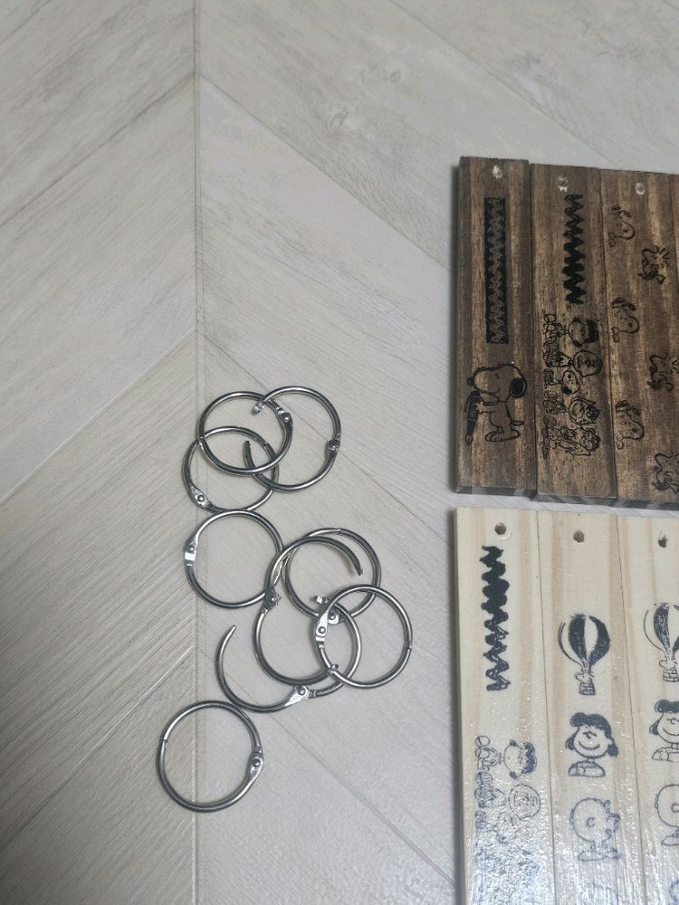 새상품)스누피 원목 키링 3개세트--4