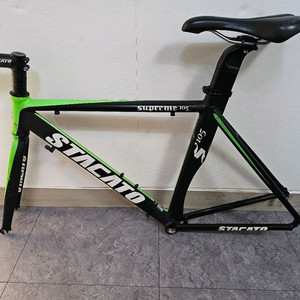 스타카토 슈프림 105R 로드 자전거 에어로 프레임