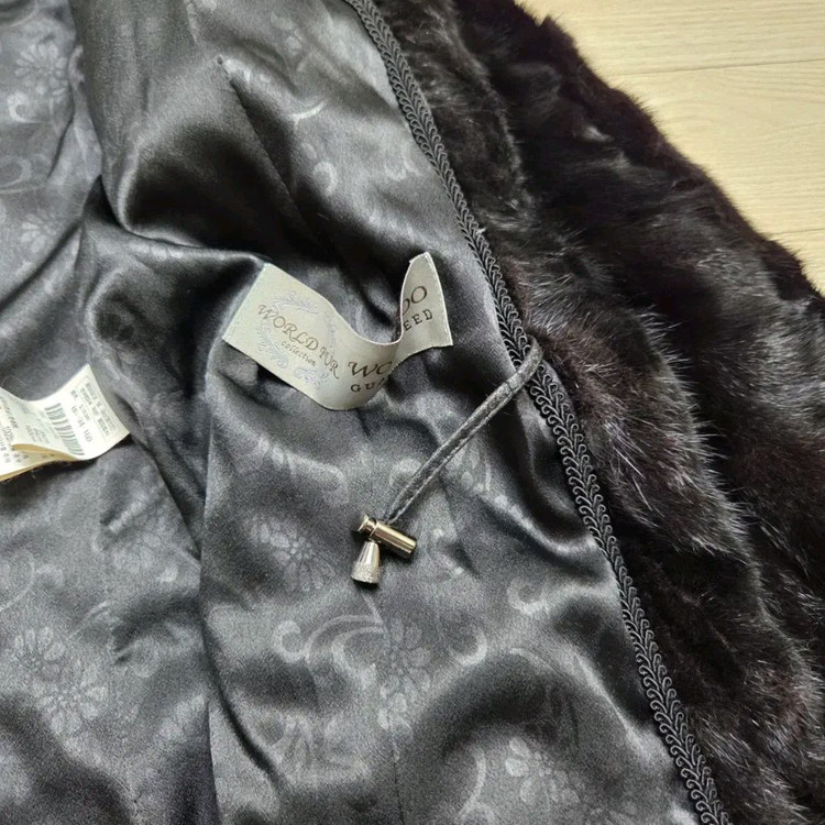 원우모피 밍크후드코트--6