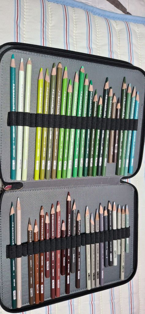 프리즈마 150 + 추가 30개 색연필--2