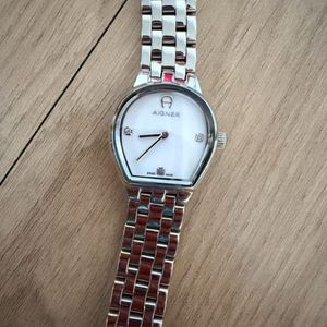 아이그너 여성용 메탈 시계