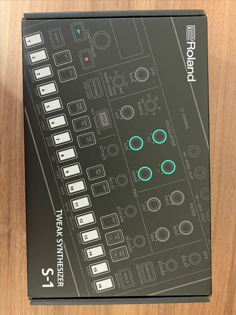 Roland Aira S-1--5