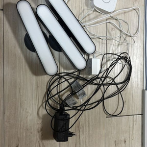 필립스휴 라이트바3개+브릿지1개