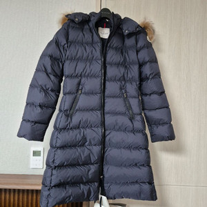 가격 내림) 몽클레어 키즈 아벨ABBELLE 패딩 14Y