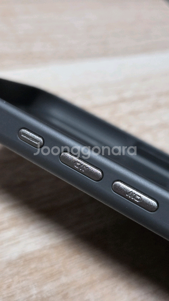 지모 JIMO 아이폰16플러스 나노링 매트 하드 케이스 상태굿--3