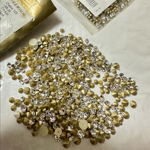 옥탄트(OKTANT) 정품 크리스탈 큐빅 스톤 일괄