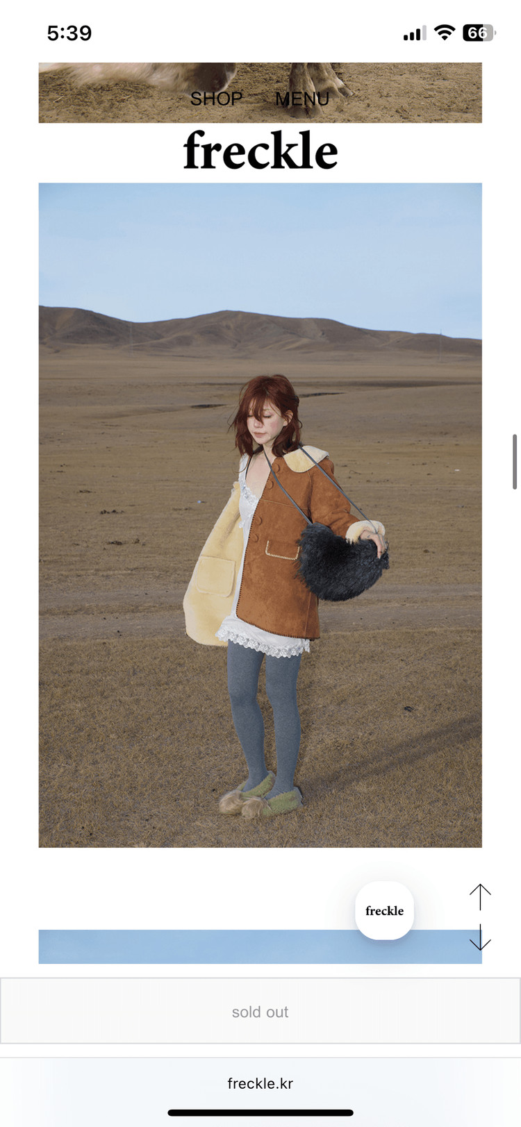 Freckle(프레클) round-collar midi shearling 무스탕 이미지