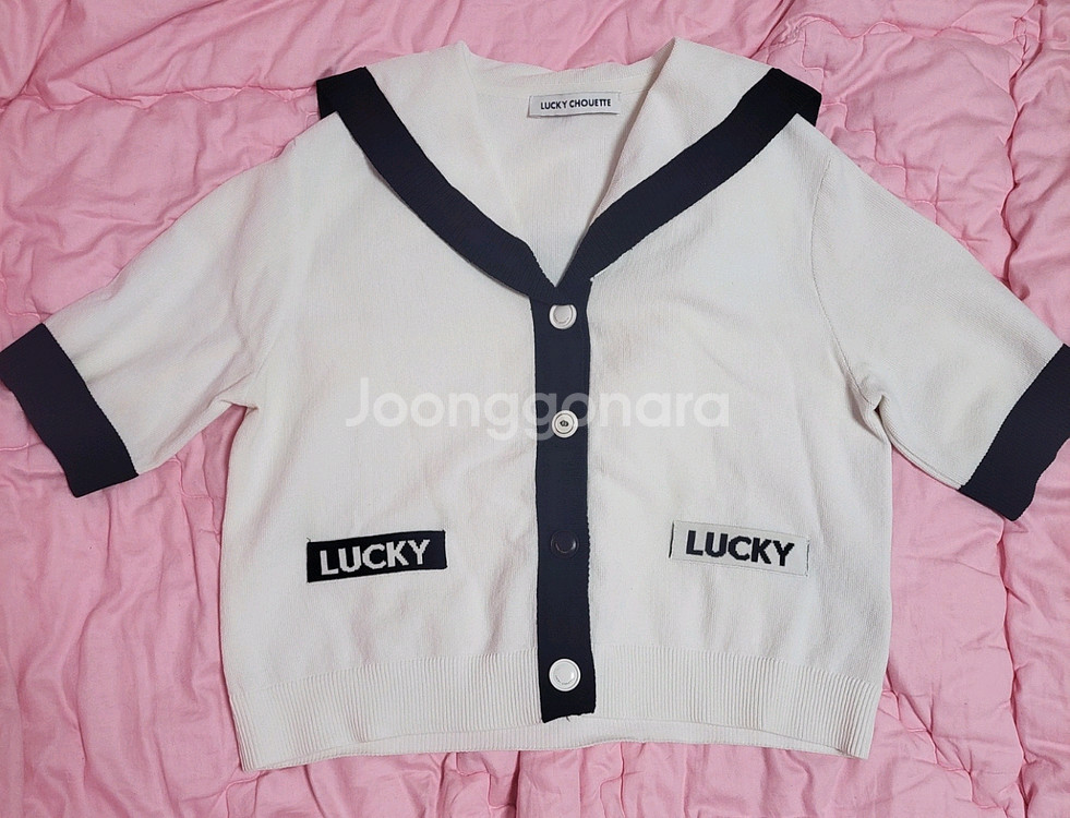 급처상태좋음!럭키슈에뜨 세일러카라 니트 반팔 가디건 프리사이즈--5