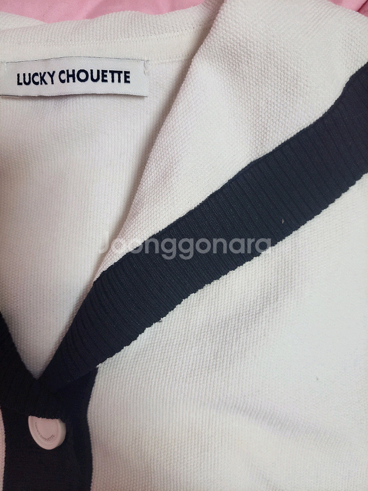 급처상태좋음!럭키슈에뜨 세일러카라 니트 반팔 가디건 프리사이즈--7