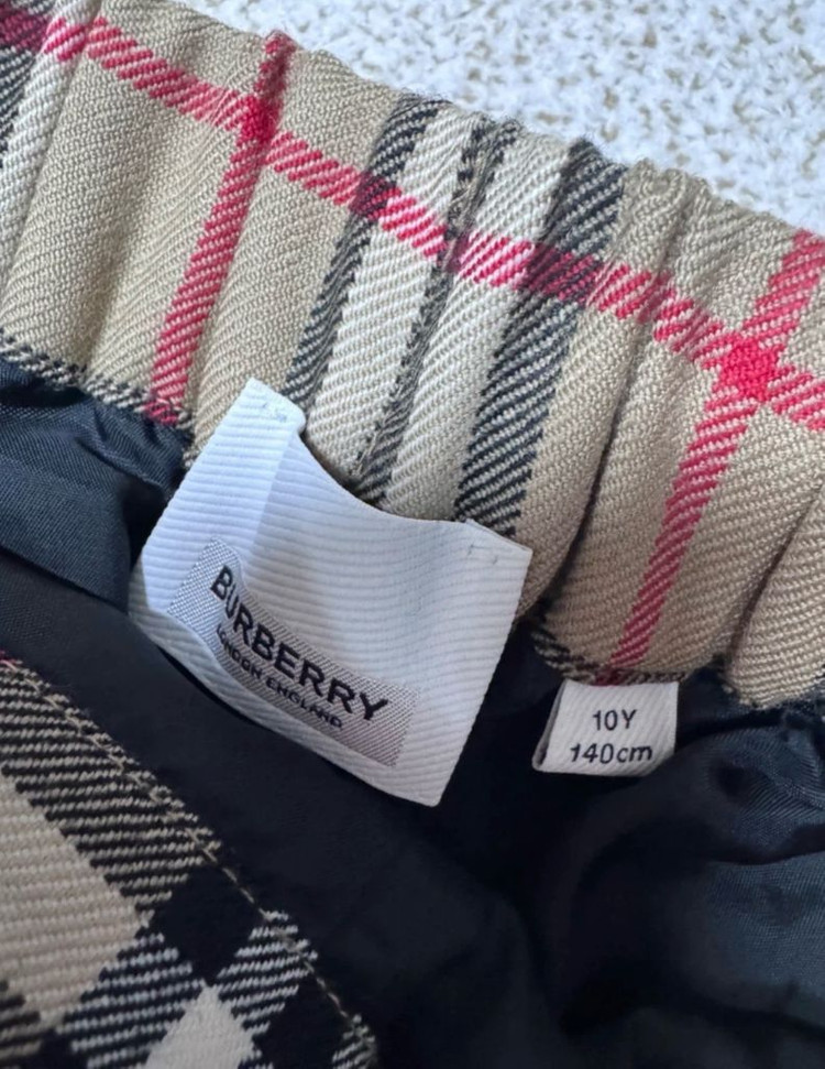 버버리키즈버버리칠드런 100%울 슬랙스 바지 팬츠10y (새상품) 보보쇼즈미니로디니봉쁘앙타오몽클캉골이미스리미떼두두--3