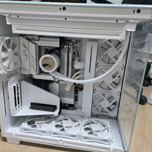 라이젠9 7950X3D X670E DDR5 32GB(16X2) M.2 1TB등 고사양 반본체팜