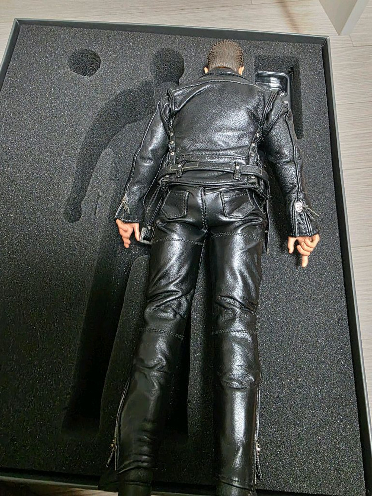 핫토이 터미네이터 DX10+할리바이크--6