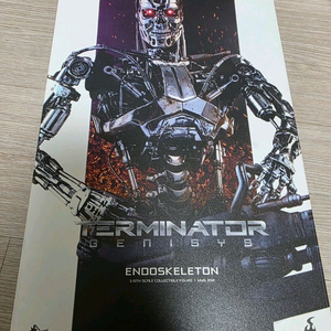 핫토이 터미네이터 제네시스 엔도스켈레톤