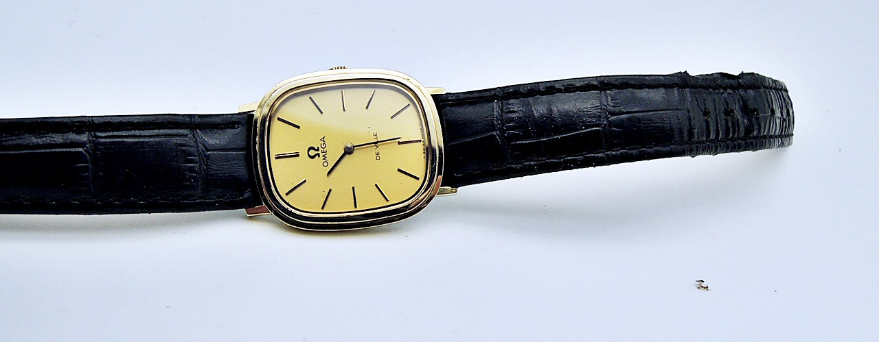 오메가 금장 여성용 수동 이미지