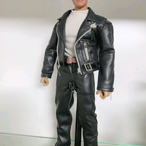 핫토이X 피첸 터미네이터 아놀드 커스텀 피규어