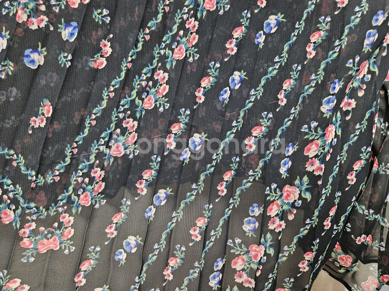 써스데이아일랜드 플리츠 패턴 스커트 프리사이즈--8