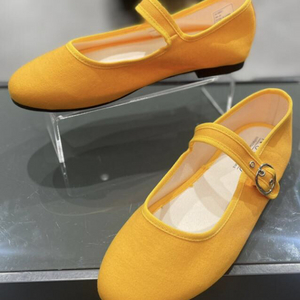 새상품 250사이즈 누오보플랫