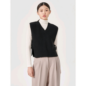 새상품) 에잇세컨즈 브이넥 리본 니트 조끼 베스트 / 바온 98도씨 피터앤웬디 수달쌀롱 러브앤드팝 아카이브제이투유