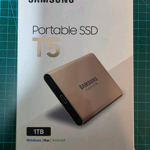 삼성 포터블 SSD T5 1TB 미개봉제품