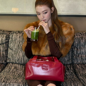 (주말할인)미우미우 루비레드 한정 희소컬러 / 새상품