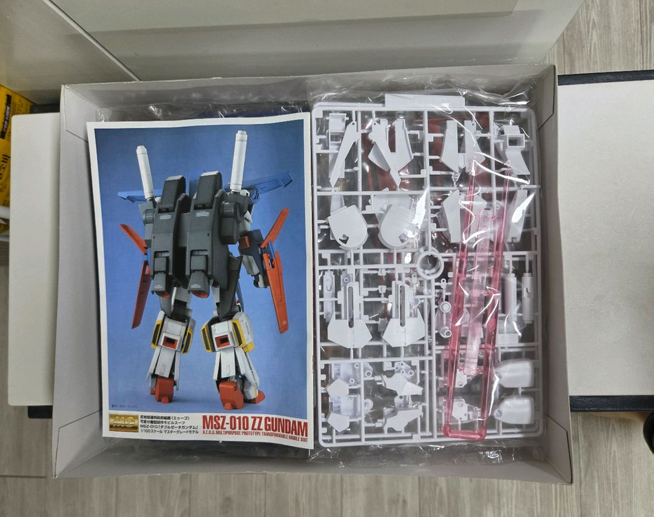 반다이 MG ZZ 건담 프라모델 (미개봉새상품)--6