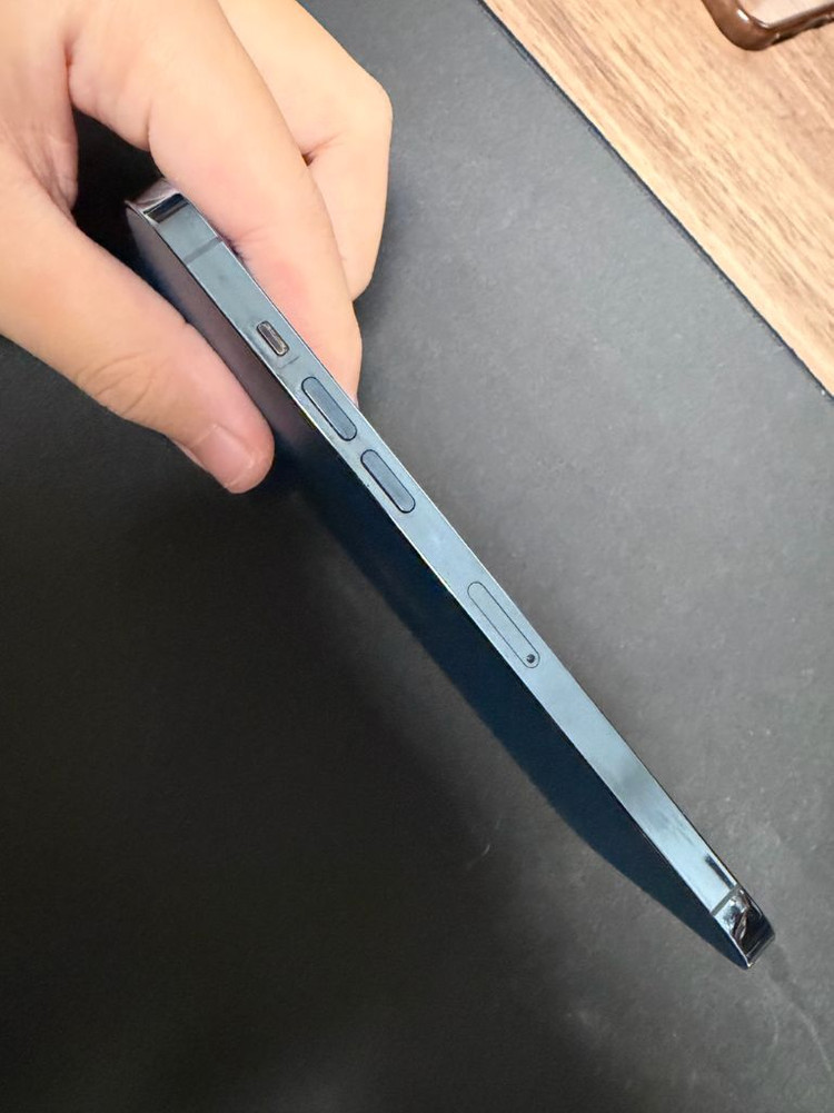 아이폰 12프로맥스--4