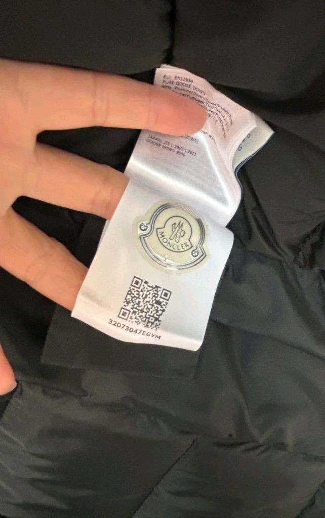 몽클레어 모직 패딩코트--5