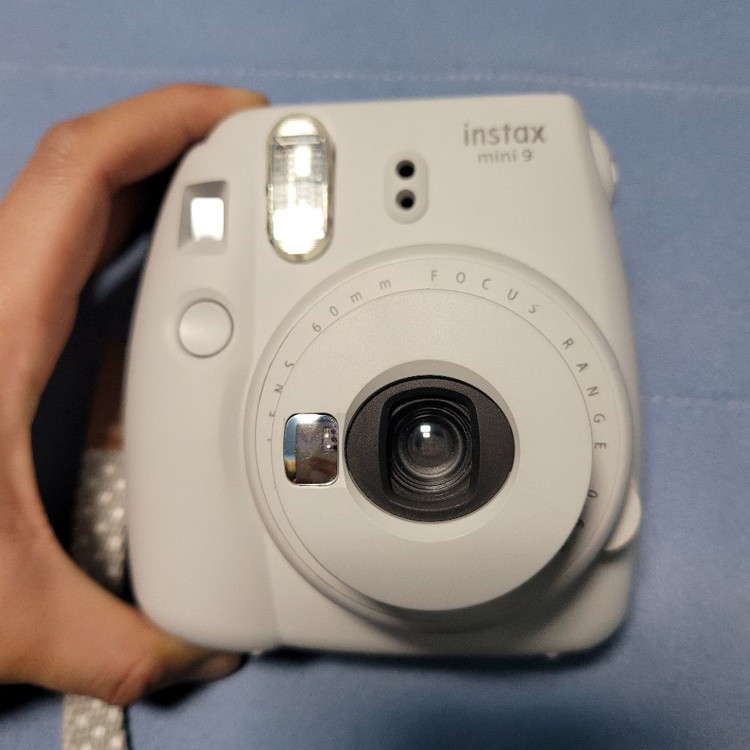 후지 인스탁스 미니9 폴라로이드 즉석카메라 이미지