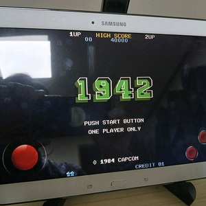 삼성 갤럭시 태블릿 팝니다 (상태 아주 깨끗함)