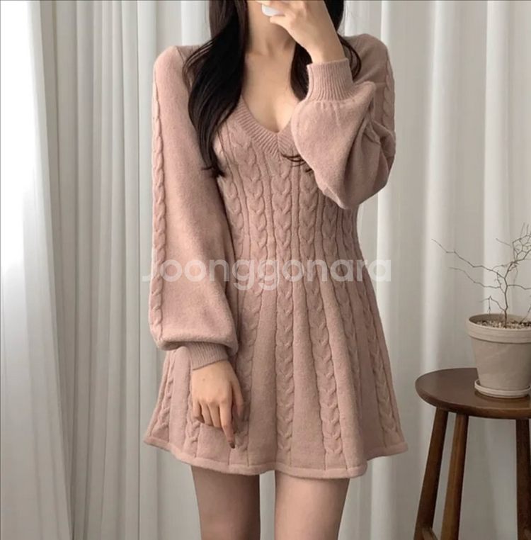 포근 브이넥 니트 원피스--1