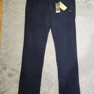 택부착 새상품 버버리런던 정품 네이비코튼 치노팬츠38