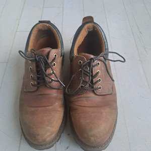 Hawkins 남성 브라운 가죽 구두입니다