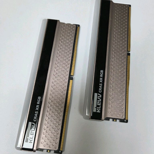KLEVV RGB 4266 DDR4 8gb x 2개 이미지