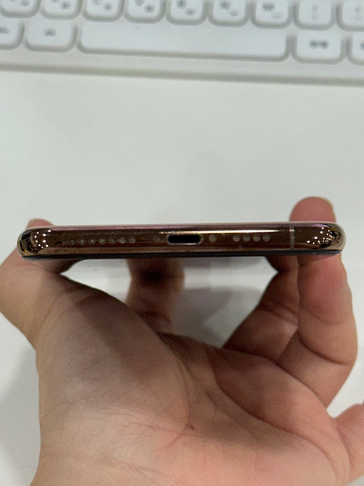 아이폰XS맥스 골드 64GB 판매합니다~--4