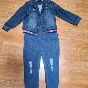 130사이즈 여아 유아옷 청멜빵, 청자켓 세트 일괄판매