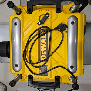 디월트 자동대패