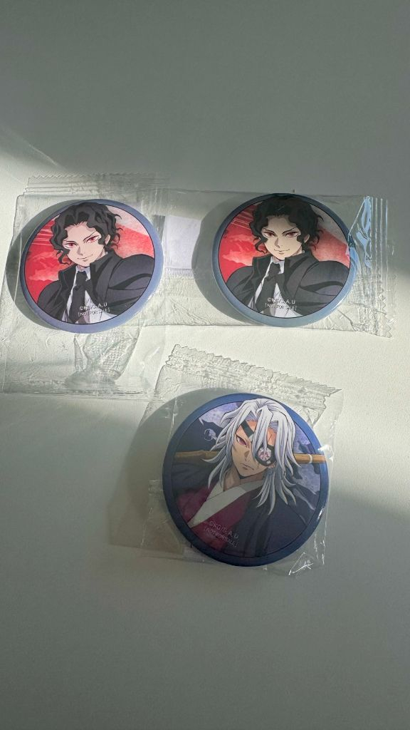 기유 , 젠이츠 결전 포스터 무잔 캔뱃지 상현카드--2