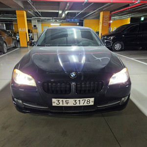 중형 세단 M시리즈