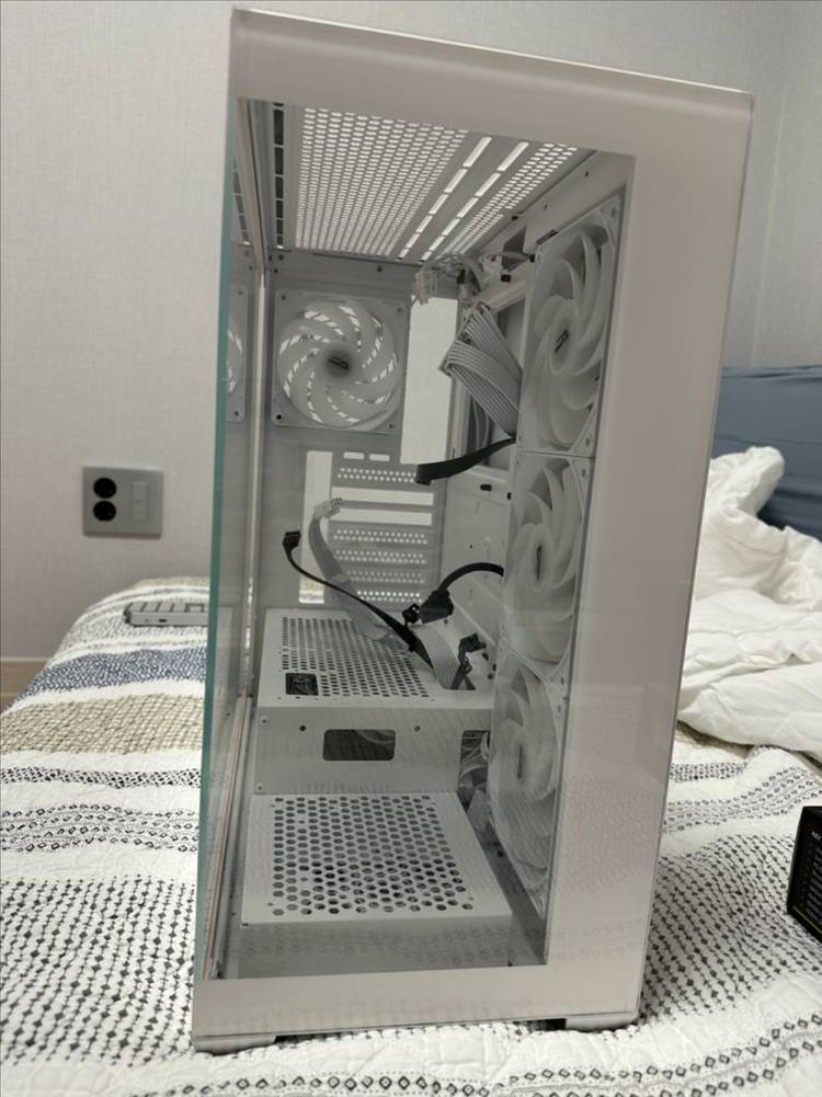 [화이트 세트 PC 케이스 + 파워] 다크플래쉬 DS900, 스컬 850W 골드 풀모듈러(ATX 3.1)--5