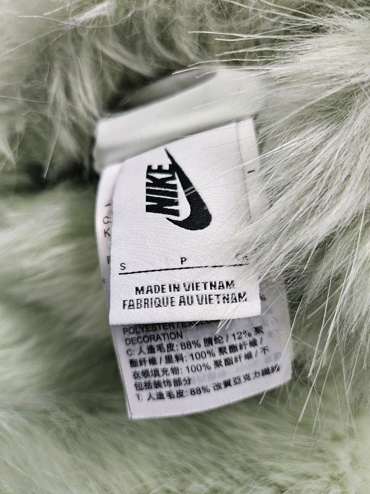 나이키와 앰부쉬 콜라보 퍼 양면 자켓--4