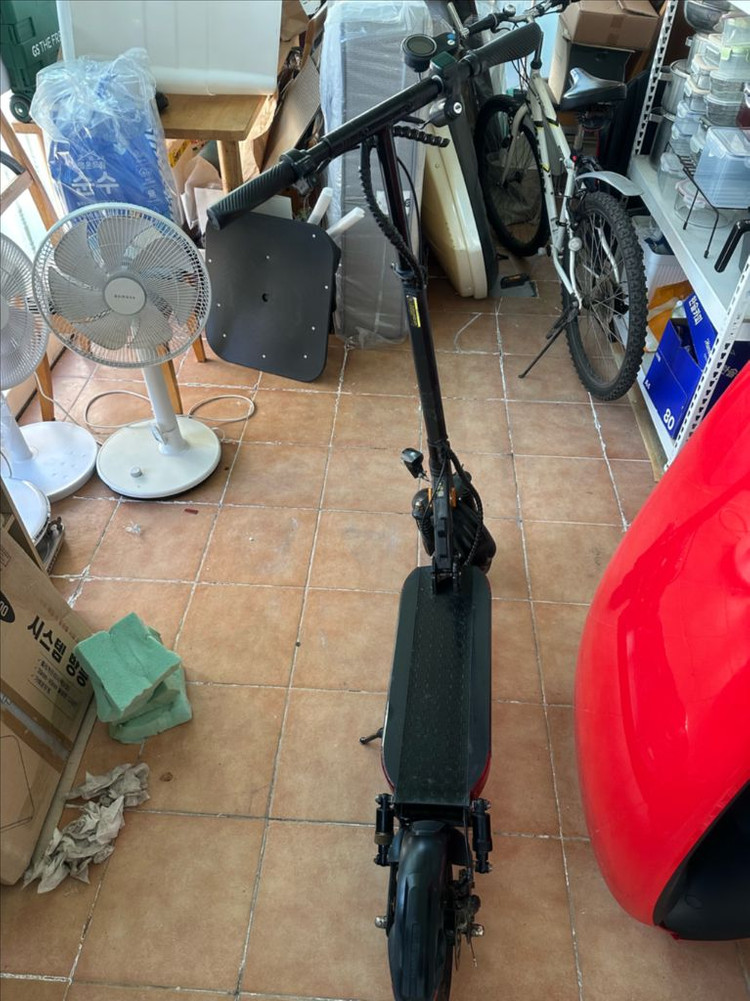 아이나비 전동킥보드 팝니다--5