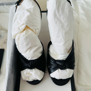 구찌 샌들 37사이즈 1회착용 밑창보강o